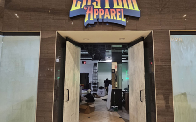 Glendale, AZ – Searching for a Commercial Sign Company for Your Clothing Store?